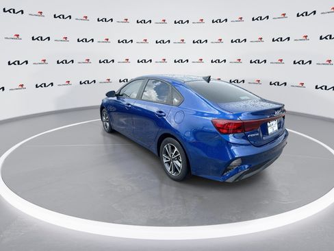 Certified 2023 Kia Forte LXS w/ LXS Technology Package FWD image 6