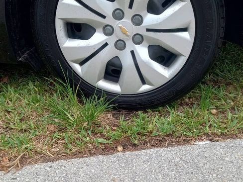 Used 2016 Chevrolet Cruze LS image 21