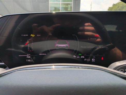 Certified 2025 Audi SQ6 e-tron Prestige w/ Premium Plus AWD/4WD image 20