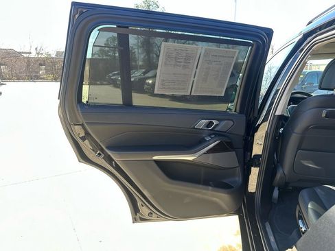 Certified 2023 BMW X7 xDrive40i w/ Premium Package image 23