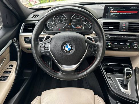 Used 2018 BMW 330i Sedan RWD image 15