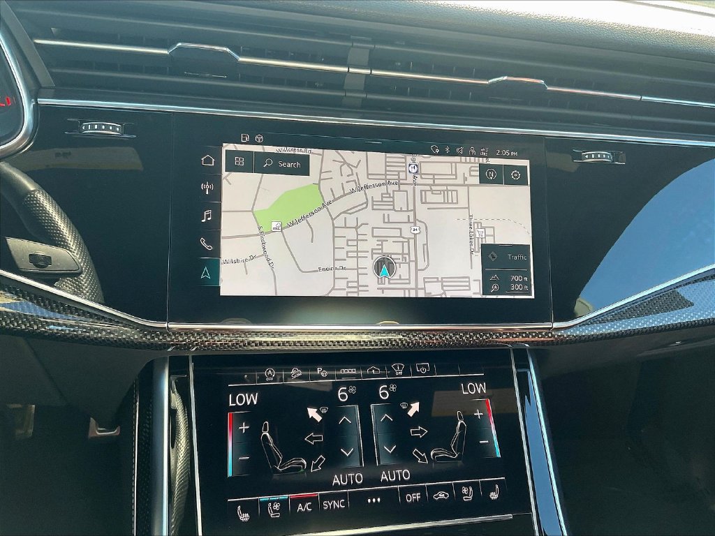 Used 2023 Audi SQ8 Prestige AWD/4WD image 15