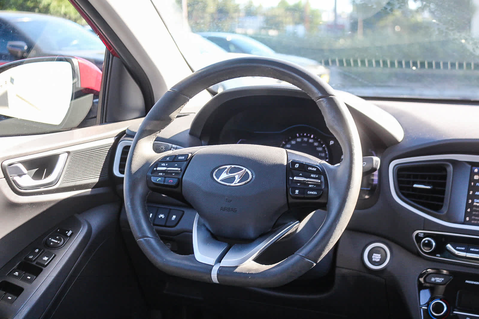 Used 2019 Hyundai Ioniq SEL FWD image 19