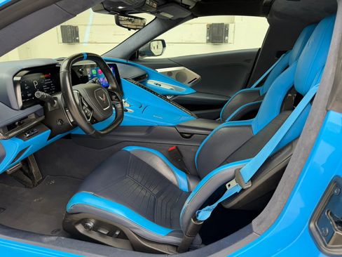 Used 2021 Chevrolet Corvette Stingray Premium Cpe w/ Z51 Performance Package RWD image 11