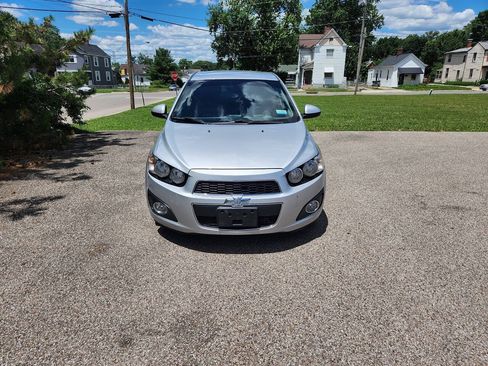 Used 2015 Chevrolet Sonic LTZ FWD image 5