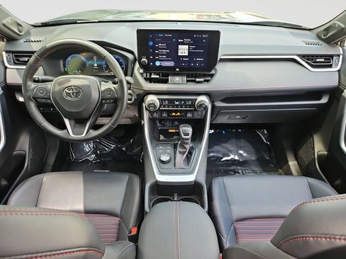 Used 2023 Toyota RAV4 XSE w/ Weather Package AWD/4WD image 10