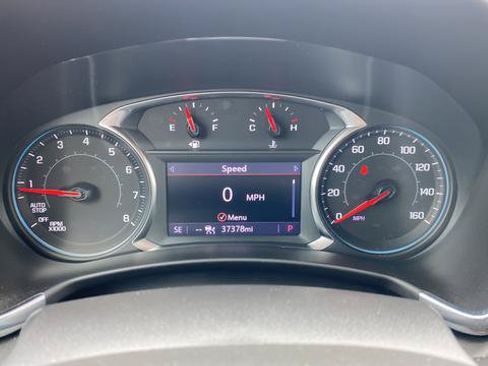 Used 2023 Chevrolet Equinox Premier AWD/4WD image 17