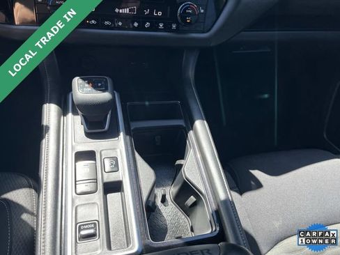 Used 2022 Nissan Pathfinder SV FWD image 34