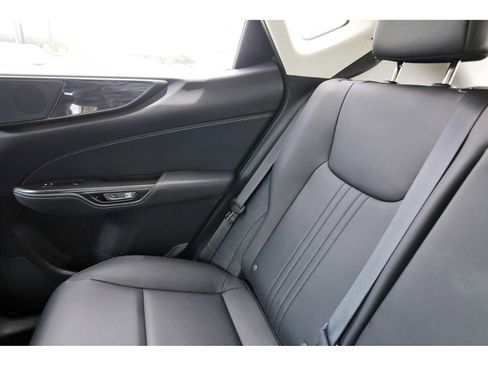 Used 2024 Lexus NX 250 FWD image 9