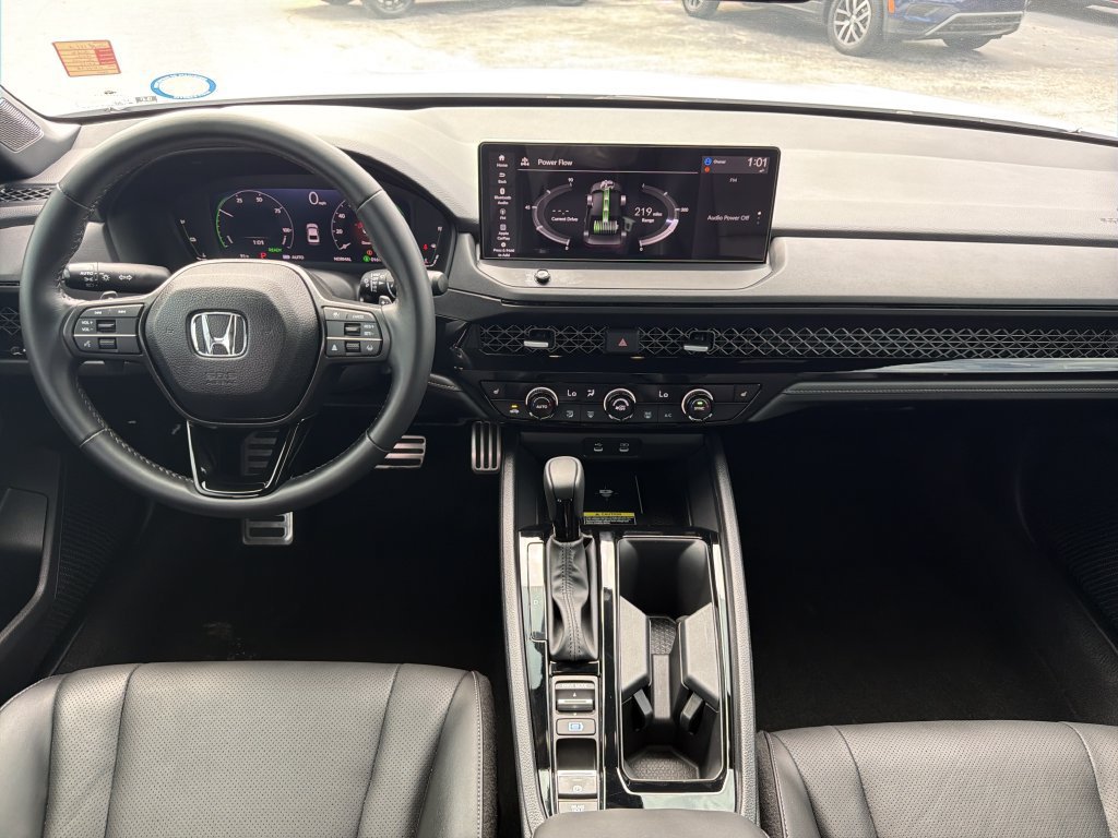 Used 2025 Honda Accord Sport image 12
