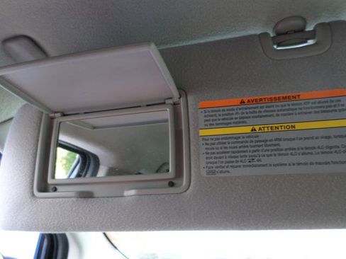 Used 2020 Nissan Frontier SV image 28