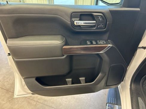 Used 2019 GMC Sierra 1500 SLT image 14