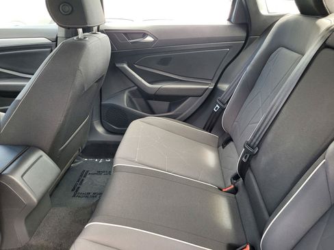 Certified 2025 Volkswagen Jetta Sport FWD image 15