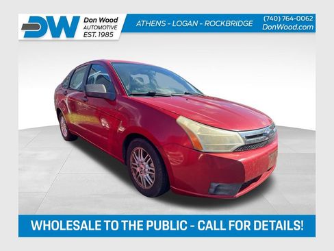Used 2009 Ford Focus SE FWD image 1