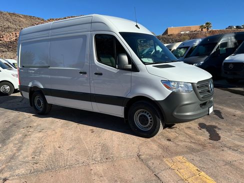 New 2026 Mercedes-Benz Sprinter 2500 image 7