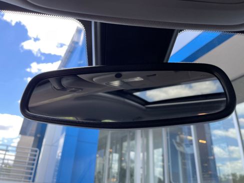 Used 2022 Chevrolet Malibu Premier FWD image 29