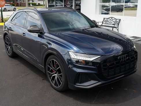 Used 2023 Audi SQ8 Prestige AWD/4WD image 17
