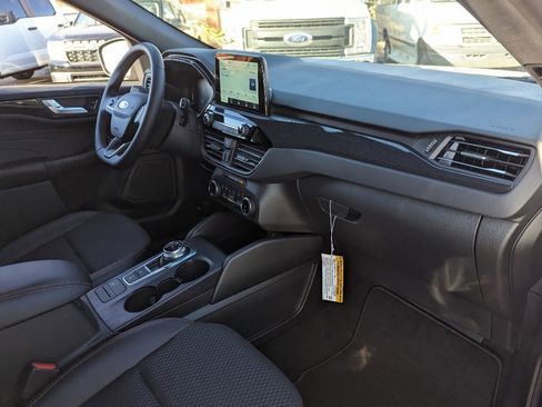 New 2025 Ford Escape Active image 37