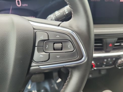 Used 2024 Buick Encore GX Sport Touring AWD/4WD image 19