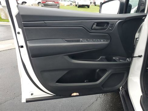 Certified 2023 Honda Odyssey EX-L image 19