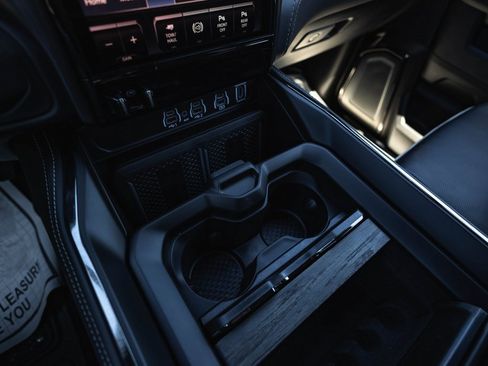 New 2025 RAM 2500 Limited image 18