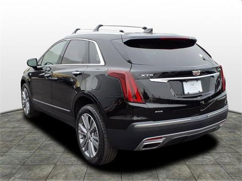 Certified 2025 Cadillac XT5 Premium Luxury image 3