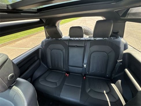 Used 2022 Land Rover Defender 90 X-Dynamic HSE image 22