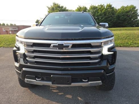Used 2023 Chevrolet Silverado 1500 High Country w/ LPO, Dark Essentials Package AWD/4WD image 19