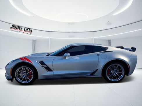 Used 2018 Chevrolet Corvette Grand Sport RWD image 6
