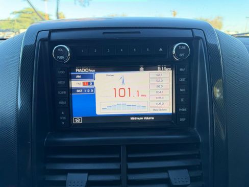 Used 2010 Ford Explorer Sport Trac Limited image 34