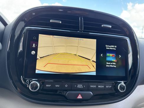 New 2025 Kia Soul EX image 18