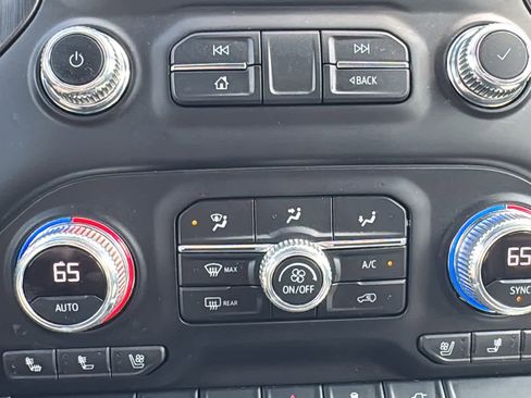 Certified 2021 GMC Sierra 1500 AT4 AWD/4WD image 18