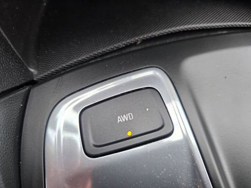 Used 2021 Chevrolet Equinox LS w/ LS Convenience Package AWD/4WD image 30