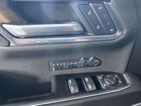 Certified 2024 Chevrolet Silverado 1500 High Country w/ Midnight Edition AWD/4WD image 24