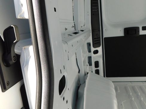 Used 2024 RAM ProMaster 3500 w/ Convenience Group image 32