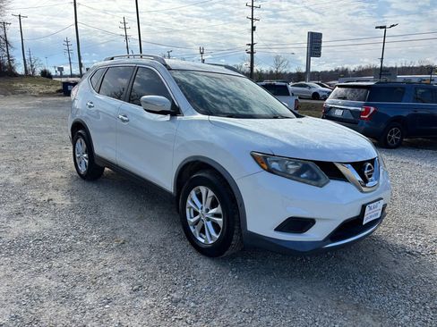 Used 2014 Nissan Rogue SV image 6