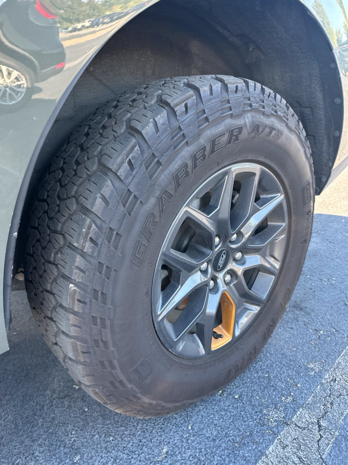 Used 2025 Ford Expedition Tremor AWD/4WD image 5