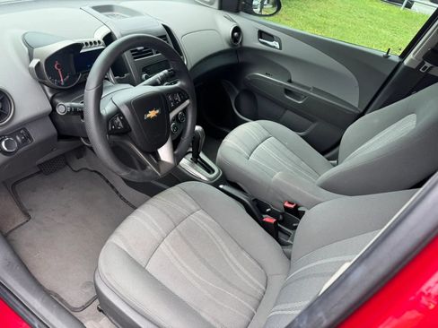 Used 2012 Chevrolet Sonic LT FWD image 7