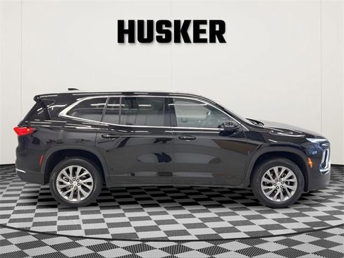 Certified 2025 Buick Enclave Preferred image 2