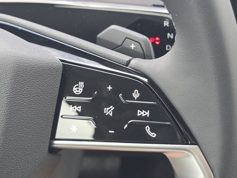 New 2026 Audi Q3 quattro 2.0T AWD/4WD image 26
