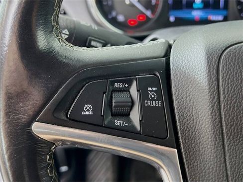 Used 2022 Buick Encore Preferred w/ Safety Package image 13