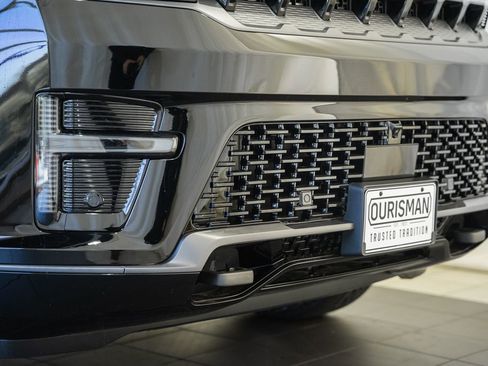 New 2026 Jeep Grand Wagoneer 4WD image 12