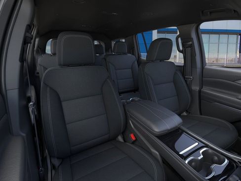 New 2026 Chevrolet Traverse LT w/ LPO, Floor Liner Package image 16
