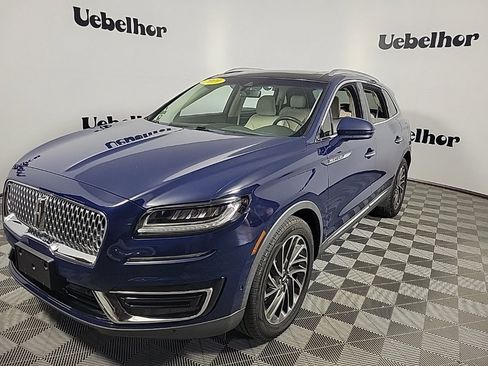 Used 2019 Lincoln Nautilus Reserve image 3