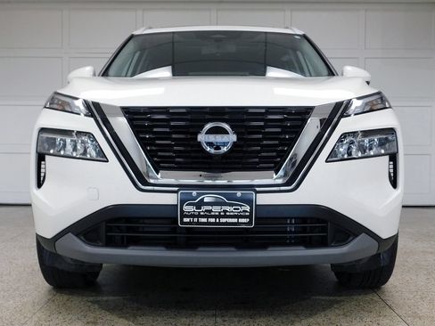 Used 2023 Nissan Rogue SV AWD/4WD image 4