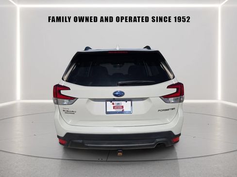 Used 2020 Subaru Forester Premium w/ Popular Package #1 AWD/4WD image 4