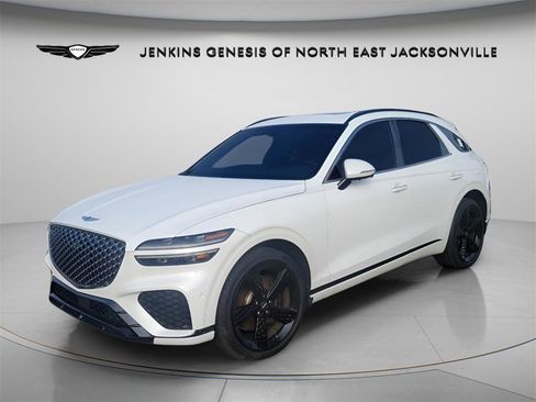 Used 2025 Genesis GV70 2.5T Sport Prestige w/ Sport Prestige Package image 2