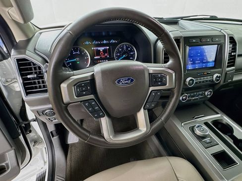 Used 2021 Ford Expedition XLT RWD image 13
