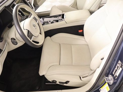 Used 2024 Volvo S90 T8 Ultimate w/ Lounge Package AWD/4WD image 11