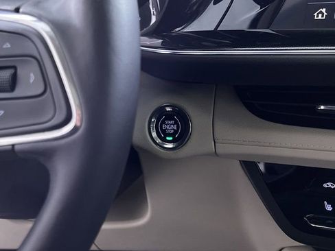 Used 2021 Buick Envision Essence w/ Technology Package I image 28